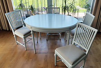 Великолепный белый овальный обеденный стол и стулья