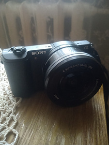 Hübriidkaamera Sony a5100