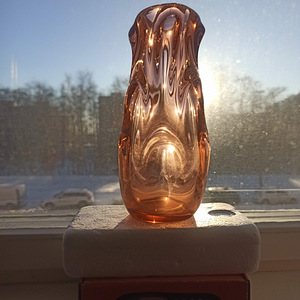 Практичная стеклянная ваза Aster