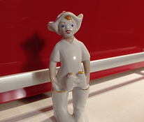 Статуэтка фарфоровая Буденовец - Мальчик с биноклем