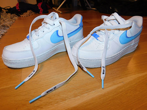 Кроссовки Nike белые №35,5