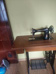 Рабочая швейная машинка Подольск