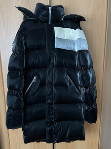 Очень теплая зимняя куртка Woodpecker, размер М.