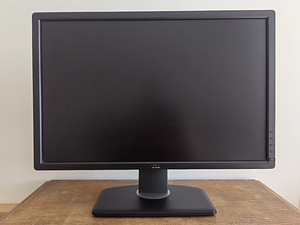 Dell 24" monitor (pööratav)