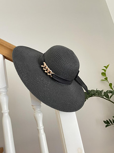 Женская шапка s.Oliver