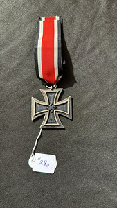 Железный крест 2 класса WW2. Клеймо 24 на ушке.