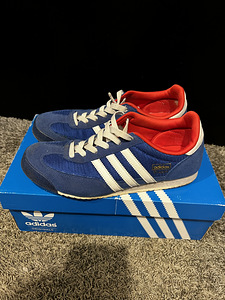 Кроссовки Adidas 39