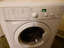 Узкая стиральная машина Indesit 30sm