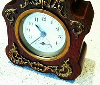 Старинные часы с будильником, в точном рабочем состоянии