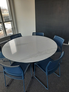 Koosoleku laud