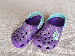 Frozen Crocs, размер 8-9