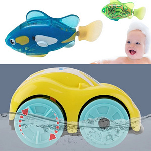 Игрушки для ванны (машинка / рыбка)