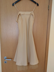 Праздничное платье на бретелях, размер L