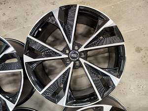 22-дюймовые диски Audi 5x112
