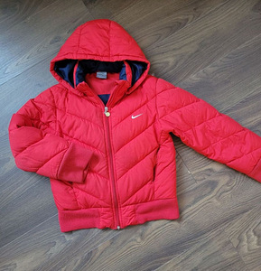 Оригинальная зимняя куртка Nike 128-140 см