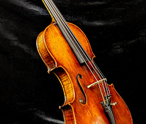 Скрипка с надписью Joseph Guarnerius 1707