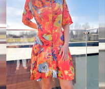 Kvaliteetne eest nööpidega värviline vintage kleit, M