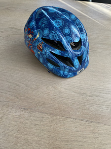 Детский велосипедный шлем Abus