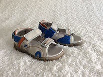 Новые кожаные сандалии FRODDO, размер 28