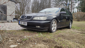 Opel Omega, 2002