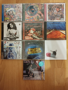 Компакт-диски Red Hot Chili Peppers нераспечатанные