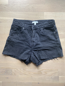 H&M denim shorts lühikesed püksid, size 40
