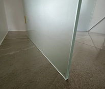 Панель из закаленного стекла 2,2х0,6м