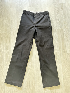 Musta värvi Dickies püksid, suurus 31x32