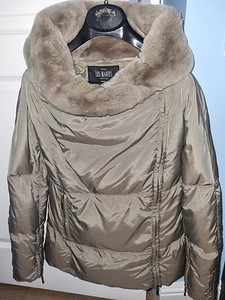 Naturaalse karvaga Itaalia naiste jope, suurus M / Куртка