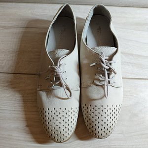 Стильные кожаные фирменные женские туфли от Tamaris 39 р