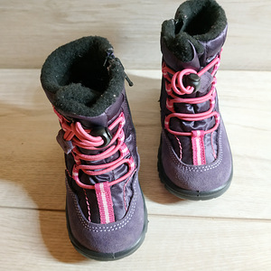 Шкіряні фірмові черевички для дівчинки від Elefanten 21 р ут