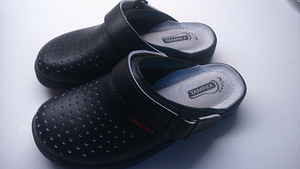 Домашняя обувь tAMREX с ремешком на пятке OB FO SRC