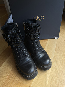 Liu Jo Leather Ankle boots