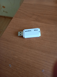 USB флешка 32 гб