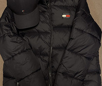 Куртка Tommy Hilfiger xs и кепка