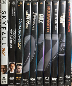 007 ja The Simpson Classics DVD komplektid