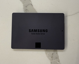 Samsung SSD 840 Evo 120GB (1 foto / 2)