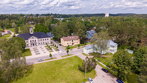 Kesk tn 35, Elva, Elva vald, Tartumaa (30 foto / 39)
