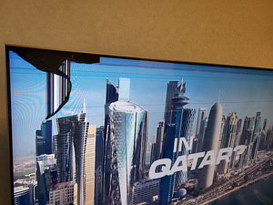 Samsung QE55QN85C – katki ekraan, muus osas töötab, varuosad (1 foto / 2)