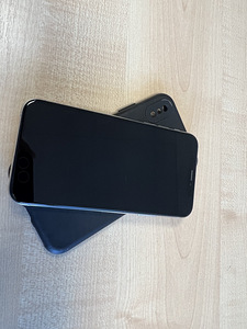iPhone XS 64 gb (3 foto / 4)