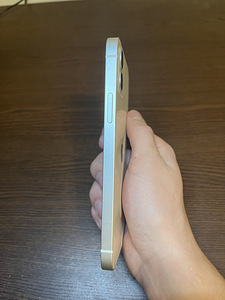 iPhone 12 varuosade jaoks (3 foto / 5)