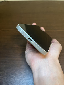 iPhone 12 varuosade jaoks (5 foto / 5)