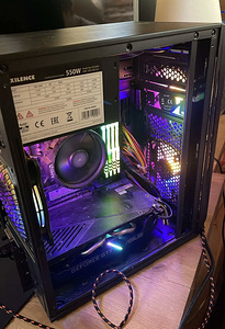 GAMING PC + Monitor! (1 foto / 3)