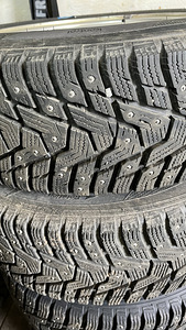 Диски BMW и шины 195/65r15 (4 фото из 5)