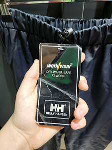 Naiste veekindlad püksid Helly Hansen (3 foto / 7)