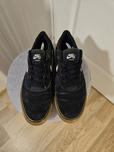 Meeste Nike Sb tossud (3 foto / 4)