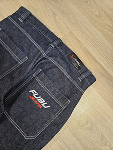 Vintage Fubu teksad (1 foto / 6)