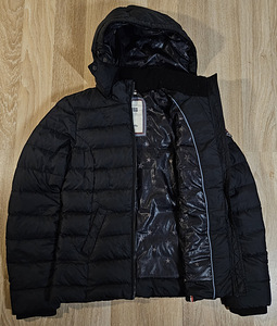 Tommy Hilfiger sulejope (3 foto / 6)