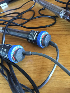 Нагреватели воды б.у 4 шт 200w+1шт 150w (2 фото из 3)