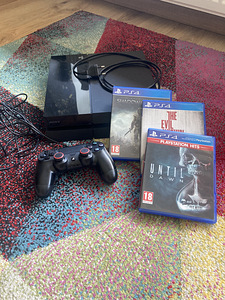 Sony Play Station 4 (3 фото из 3)